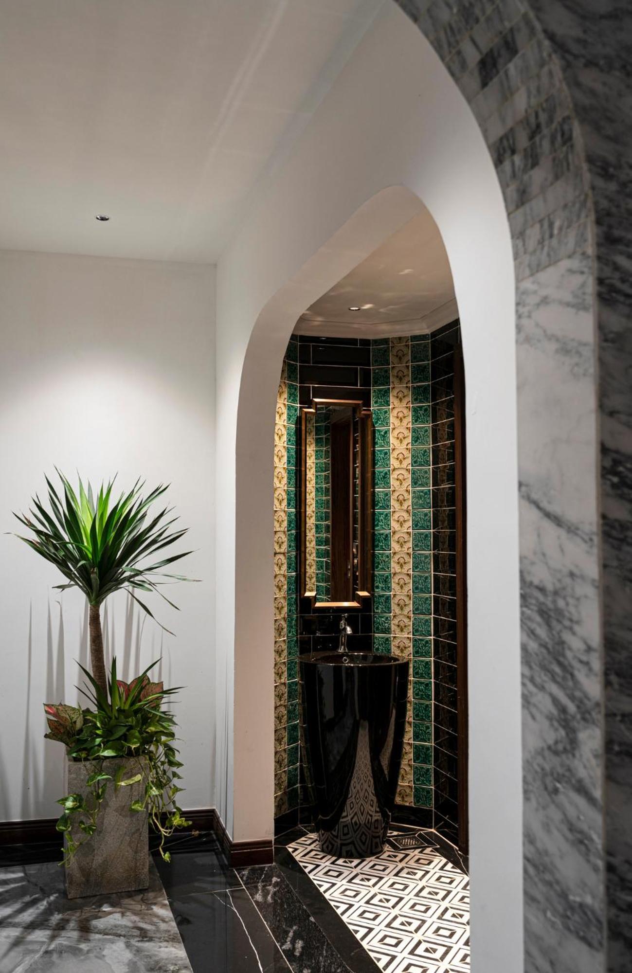 Eli Rina Hotel Hanoi Exterior photo